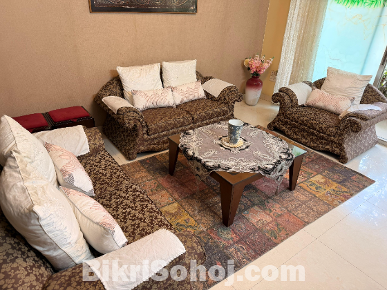 Hatil Sofa Set